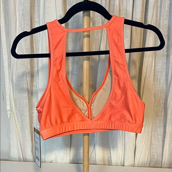 Niyama Sol Eclipse Sports Bra in Coral, Size M/L - Picture 3 of 5